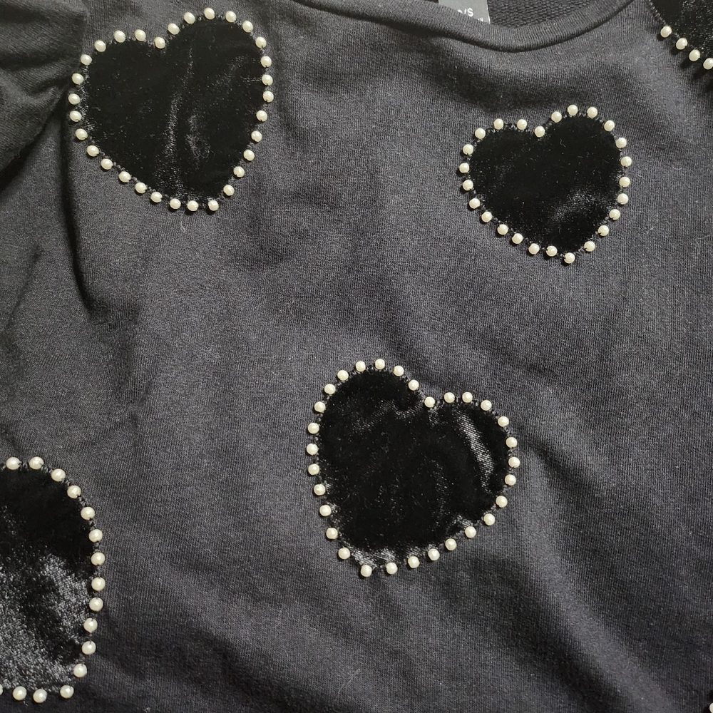 INC Women's Black w/Pearl outlined Velvet Hearts Valentine's Long-Sleeve Top SP - Picture 3 of 7